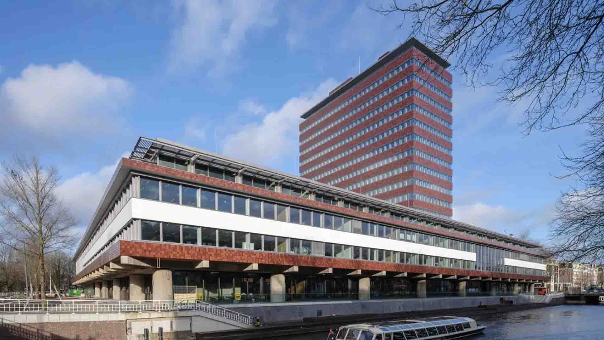 20250210-singelgracht-met-boot-def