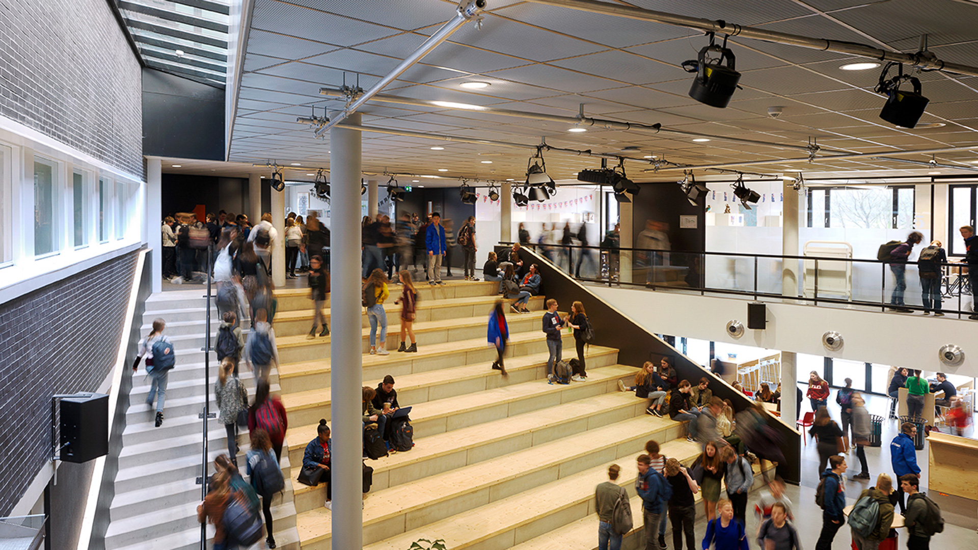 4081 - Frencken College (1)