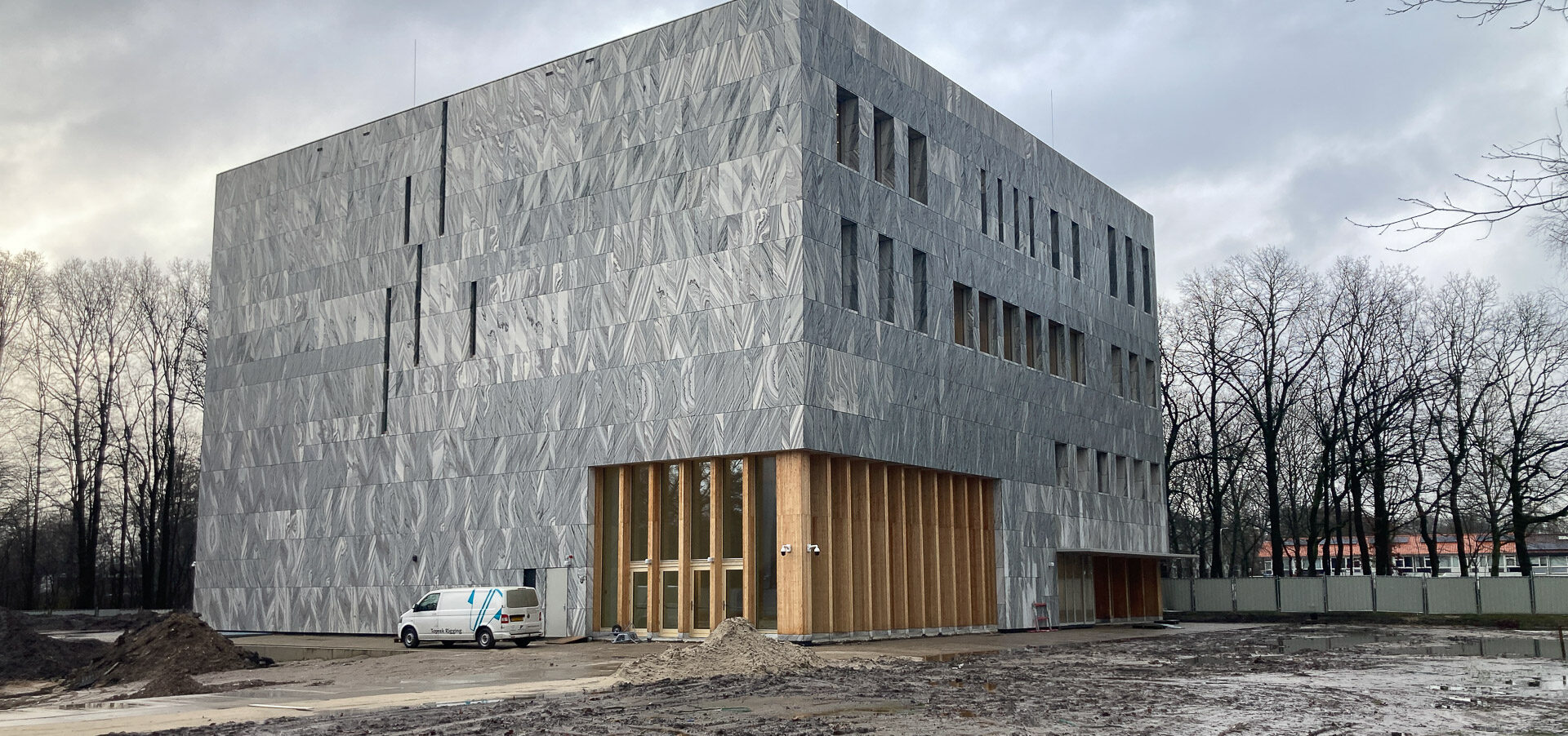 4527 - Marga Klompe Building (3)